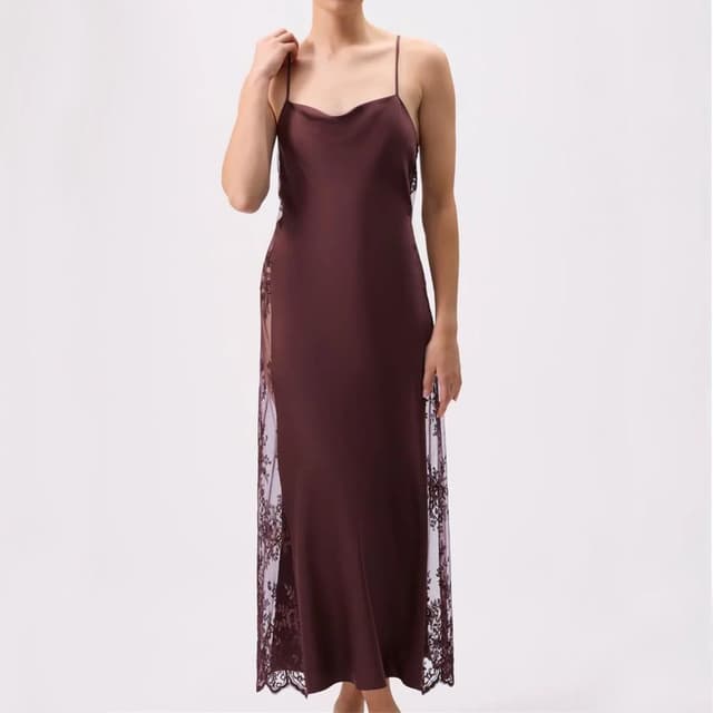 Сорочка с кружевными вставками Rya Darling Gown