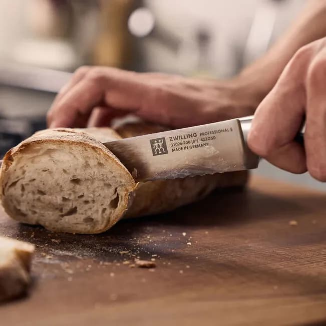 Нож для хлеба Zwilling Professional S, 20 см | Фото 5